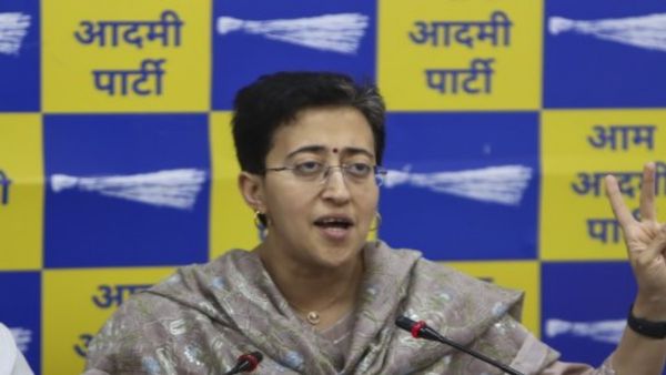 NEET EXAM में दिल्ली के सरकारी स्कूल के 1,414 छात्रों ने मारी बाजी, शिक्षा मंत्री बोलीं- इन्‍होंने रचा इतिहास