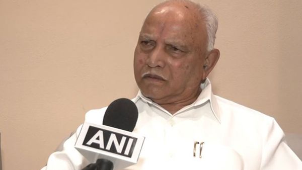 Karnatataka: पूर्व सीएम बीएस येदियुरप्पा के खिलाफ POCSO केस में बड़ा एक्शन, गैर जमानती वारंट जारी