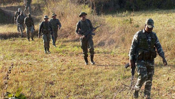 Chhattisgarh Maoists Encounter: अबूझमाड़ में गोलियों की तड़तड़ाहट, मुठभेड़ में 8 माओवादी मारे गए, 1 जवान शहीद