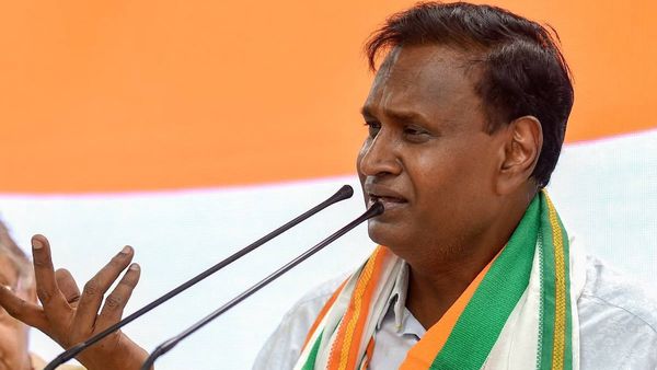 'सभी दल तय करेंगे रणनीति, उतरेंगे सड़कों पर...', मतगणना के बीच उदित राज ने बताया इंडी का 'फ्यूचर प्लान'