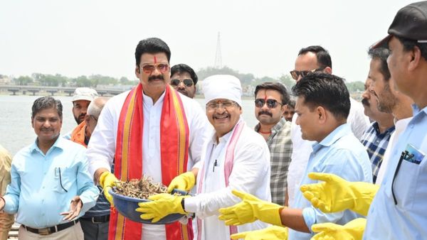 सागर पहुंचे मंत्री गोविंद सिंह राजपूत गंगा आरती में हुए शामिल, स्वच्छ जल स्रोतों पर दिया जोर दिया