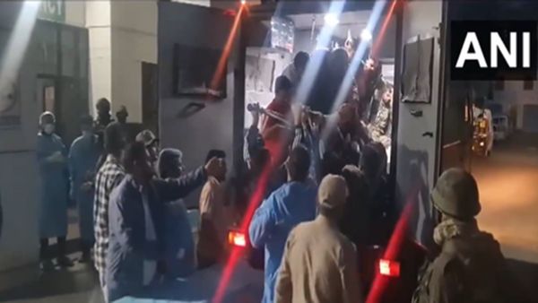 जम्मू कश्मीर में तीन दिन में तीसरा आतंकी हमला, एक आतंकी ढेर, सर्च ऑपरेशन जारी