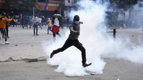 Kenya Finance Bill: केन्या का फाइनेंस बिल क्या है? जिससे देश में बने गृहयुद्ध के हालात, संसद में लगाई आग