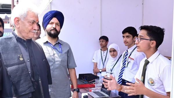 Srinagar News: 'रोजगार और लाभ सृजन को पूरा करने में सक्षम', RASE-2024 पर राष्ट्रीय सम्मेलन में LG सिन्हा