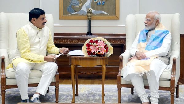 PM नरेंद्र मोदी से सीएम मोहन यादव ने की मुलाकात, केन-बेतवा परियोजना के भूमिपूजन के किया अनुरोध