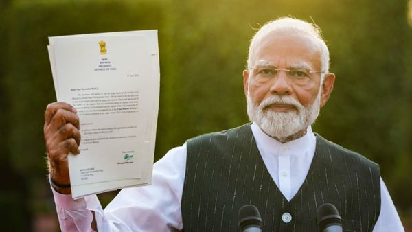 नरेंद्र मोदी रिकॉर्ड तीसरी बार लेंगे PM पद की शपथ, 7 देशों के मेहमान सहित 8000 लोग होंगे शामिल, पढ़ें 10 अपडेट