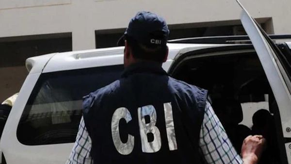 NEET-UG paper leak: नीट पेपर लीक मामले में CBI का बड़ा एक्शन, पटना से आरोपी मनीष प्रकाश और आशुतोष गिरफ्तार