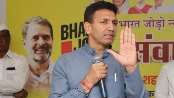 'जल्द बदलें कांग्रेस की कार्यकारणी...', इस नेता ने PCC चीफ जीतू पटवारी से की मांग