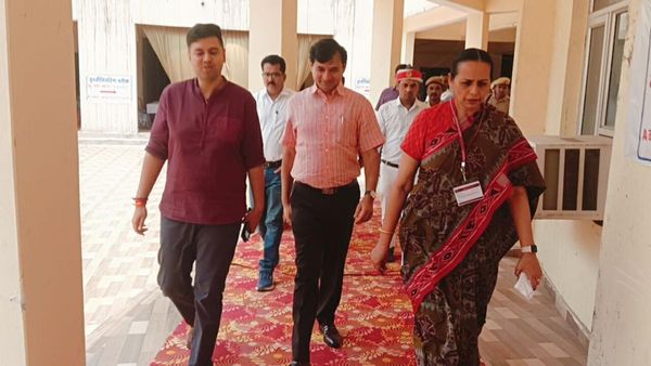 Maharajganj News: मतगणना के लिए 94 टेबल होंगे स्थापित, बरती जाएंगी ये सावधानियां