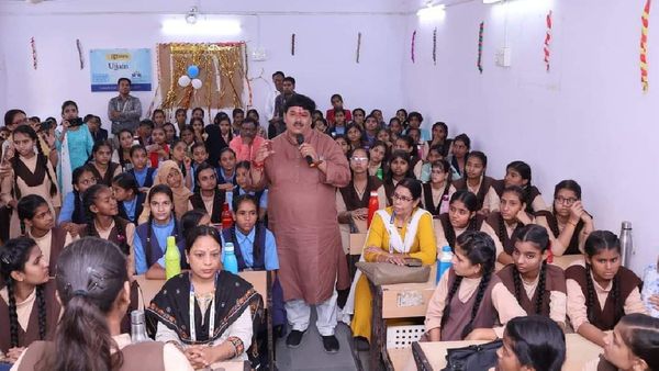 Ujjain News: बच्चों ने सांसद से पूछा कैसे बने अच्छे राजनेता?, मिला चौंकाने वाला जवाब