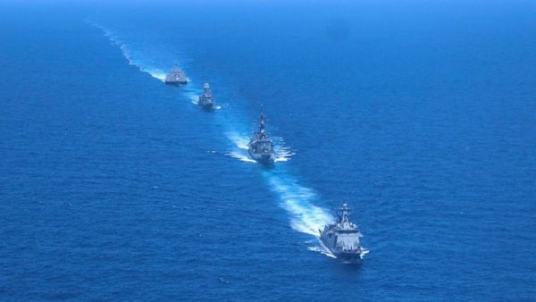 बाज नहीं आ रहा चीन, अब पड़ोसी देश की नेवी के साथ की गलवान जैसी क्रूरता, चाकू-नुकीले डंडों से हमला