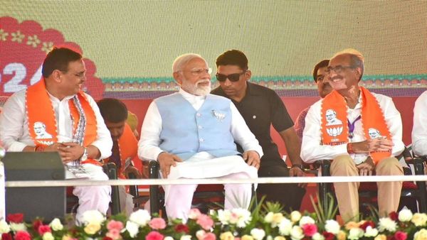 Rajasthan Lok sabha Chunav Result 2024: जयपुर ग्रामीण से राव राजेंद्र सिंह जीते, चौपड़ा समर्थक बैठे धरने पर