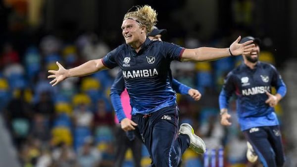 नामीबिया के गेंदबाज ने T20 World Cup में रच दिया इतिहास, बने ऐसा करने वाले दुनिया के पहले खिलाड़ी