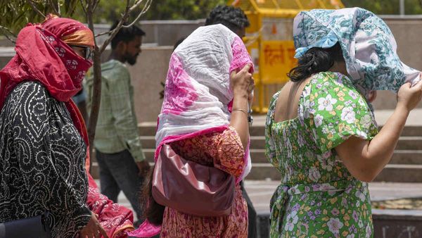 Weather Forecast: उत्तर में 5 दिन तक चलेगी लू, हिमालय रीजन भी तप रहा, दिल्ली- NCR में राहत, जानिए बड़े अपडेट