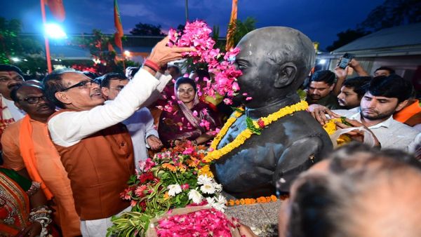 PM नरेन्द्र मोदी 18 जून को वाराणसी से देश के करीब साढ़े नौ करोड़ किसानों को सम्मान निधि जारी करेंगे- शिवराज सिंह