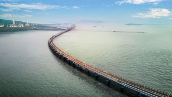 मुंबई में अटल सेतु से समुद्र में छलांग लगाकर शख्‍स ने की आत्‍महत्‍या, चार महीने में घटी ये दूसरी घटना