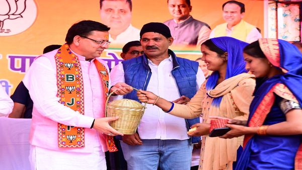 Uttarakhand News: सीएम धामी ने बद्रीनाथ विधानसभा में किया चुनाव प्रचार, भाजपा प्रत्याशी के लिए मांगे वोट