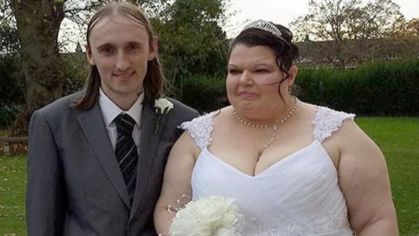 मिलिये दुनिया की सबसे शक्की बीवी से, पति पर नजर रखने के लिए खरीदी मशीन, जानें कैसा है दोनों का रिश्ता?