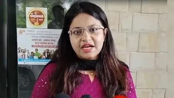 IAS Pooja Khedkar: पूजा खेड़कर के खिलाफ बड़ा एक्शन, केस दर्ज, UPSC का नोटिस, क्या रद्द होगी IAS की उम्मीदवारी?