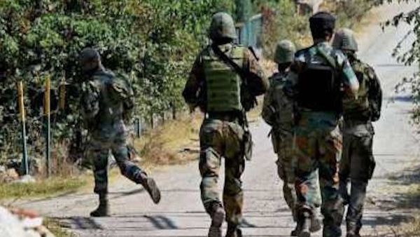 Kathua Terror Attack: जम्मू-कश्मीर के कठुआ में सेना के काफिले पर ग्रेनेड से हमला, 5 जवान शहीद