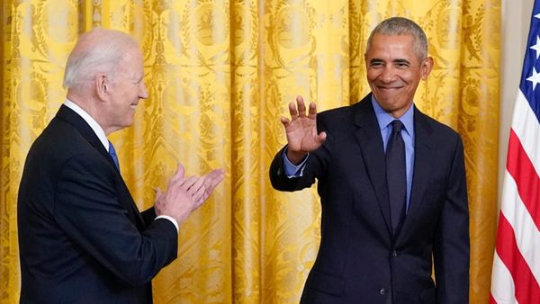 मुश्किल में जो बाइडेन की राष्ट्रपति पद की दावेदारी, बराक ओबामा सहित कई डेमोक्रेट्स ने खोला मोर्चा