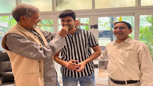 Success Story: कभी पिता थे बंधुआ मजदूर, 'खदान के गर्त' से निकली जिंदगी और बेटा बन गया सीए