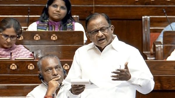 'प्लीज, कुछ और कॉपी करें', बजट के बाद चिदंबरम का तंज, संसद में मोदी सरकार से पूछे 5 सवाल