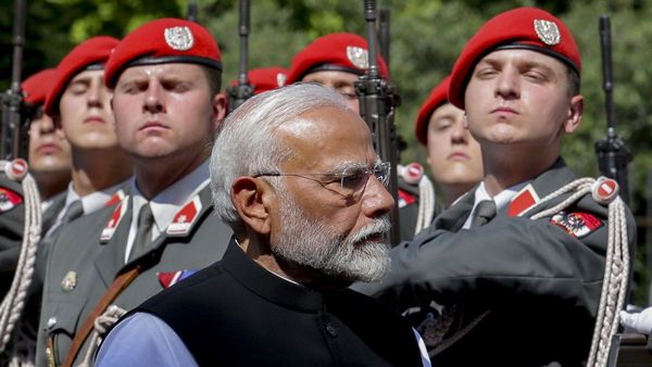 पीएम मोदी ने वियना में की संवाद और कूटनीति की वकालत, बोले- ये युद्ध का समय नहीं है