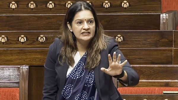 'शिंदे सेना के लिए कोई जगह नहीं', नीति आयोग में नहीं मिले जगह, ठाकरे गुट ने कुछ यूं कसा तंज