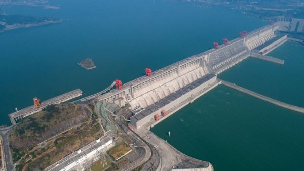 क्या चीन का यह विशाल बांध डाल रहा है धरती के रोटेशन पर असर? जानिए क्या है वायरल दावे के पीछे का सच