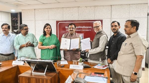 CSU और माधव गणित केन्द्र के बीच भारतीय प्राचीन गणित पर शोध को लेकर अकादमिक समझौता