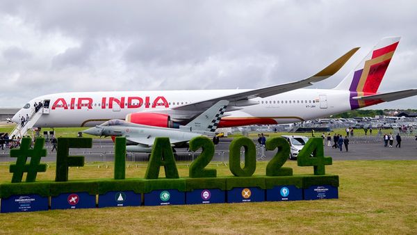 Air India पर 90 लाख रुपये का लगा जुर्माना, नॉन-क्वालिफाइ पायलटों संग उड़ान भरने पर हुई कार्रवाई