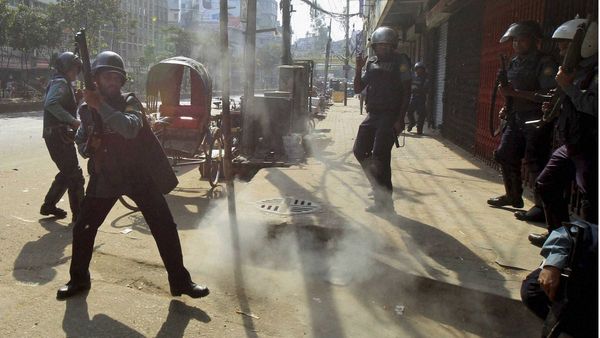 Bangladesh में अनिश्चित काल के लिए बंद हुए भारतीय वीजा केंद्र, सरकार ने लिया ये अहम फैसला