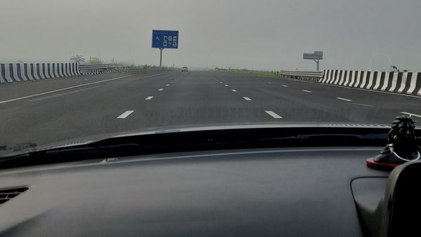 दिल्‍ली-मुंबई एक्‍सप्रेस-वे पर अब 120 की स्‍पीड में वाहन दौड़ाया तो घर ऑटोमेटिक पहुंच जाएगा चालन