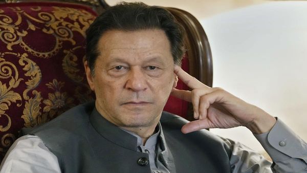 Pakistan: पाकिस्तान में PML-N ने इमरान की पार्टी PTI से बातचीत से किया इनकार, कहा- बार- बार नहीं बुलाएंगे