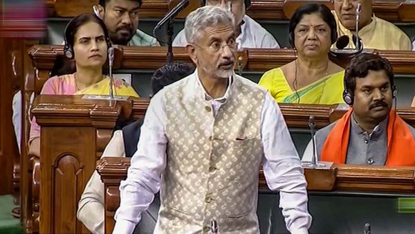 'हम हिंदुओं की सुरक्षा की निगरानी कर रहे', बांग्लादेश की स्थिति पर संसद में बोले विदेश मंत्री जयशंकर