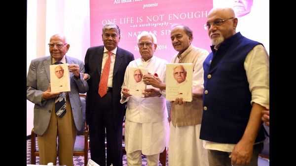 वरिष्ठ राजनयिक और पूर्व विदेश मंत्री के नटवर सिंह का 93 वर्ष की आयु में निधन