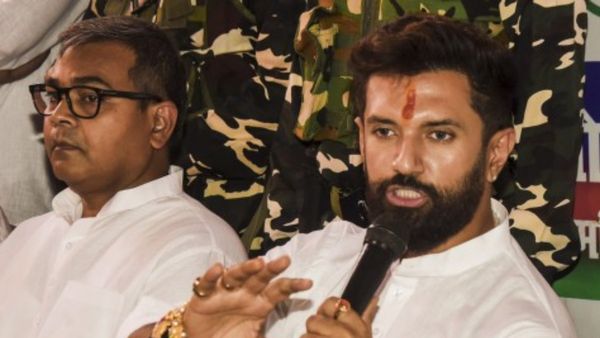 LJP की टूट पर चिराग पासवान ने तोड़ी चुप्‍पी, बोले- 'काठ की हांडी बार-बार नहीं चढ़ती'