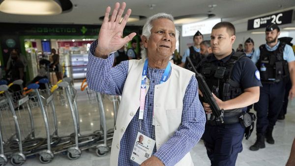 Bangladesh Protests: मोहम्मद यूनुस 8 अगस्त को लेंगे शपथ, संभालेंगे बांग्लादेश की कमान