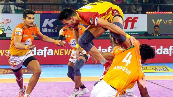 Pro Kabaddi League: पुणेरी पलटन के सामने ख़िताब बचाने की चुनौती, पूरी टीम में कितने खिलाड़ी शामिल