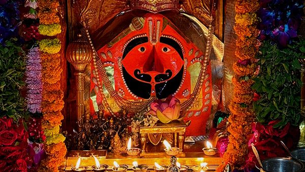 Salasar Balaji: 270 साल पहले सालासर में विराजे दाढ़ी-मूंछ वाले बालाजी, जानें मंदिर का रोचक इतिहास