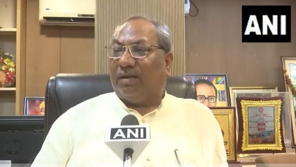 अयोध्या दुष्कर्म मामला: मंत्री संजय निषाद ने अखिलेश यादव की कर दी खिंचाई, बोले- वे अपराधियों के करते हैं पैरवी