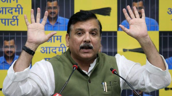 Sanjay Singh: 23 साल पुराने केस में बढ़ीं संजय सिंह की मुश्किल, गिरफ्तारी वारंट जारी, जानें पूरा मामला?