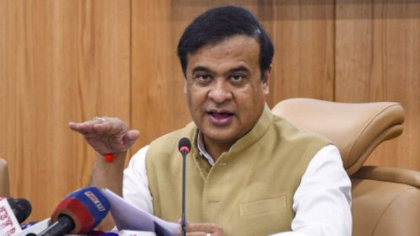 'मिया' वाले बयान पर बुरे फंसे असम सीएम हिमंत सरमा, 18 विपक्षी दलों ने इनके खिलाफ दर्ज करवाई पुलिस कम्‍पलेन