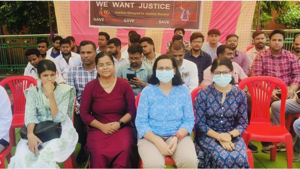 Satna News: सामने पड़े रहे मरीज, डॉक्टर करते रहे प्रदर्शन, देखें सतना जिला अस्पताल पर हड़ताल का कैसा रहा असर