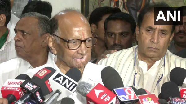 'आज के हालात में समाज के सभी वर्गों में एकता की जरूरत', महाराष्ट्र के कई शहरों में फैले तनाव पर शरद पवार