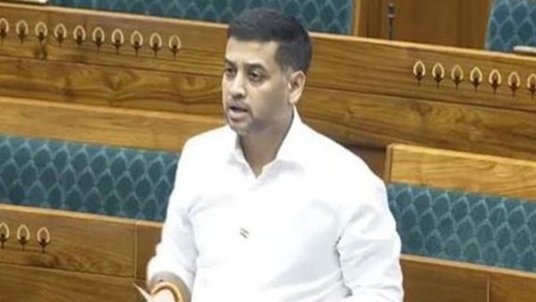 महाराष्‍ट्र सीएम के सांसद बेटे श्रीकांत शिंदे ने ऑनलाइन गेमिंग पर बैन लगाने की मांग, किया ये बड़ा खुलासा