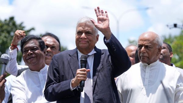 Sri Lanka: श्रीलंका के राष्ट्रपति रानिल विक्रमसिंघे मौलिक अधिकारों के उल्लंघन मामले में दोषी करार