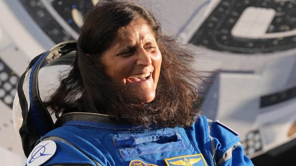 स्पेस में देरी सुनीता विलियम्स के लिए खतरा! कमजोर हड्डी, आंख में सूजन, 2 महीने बाद कैसा है हाल, कब होगी वापसी?