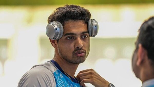 Swapnil Kusale Wins Bronze: स्वप्निल कुसाले ने भारत को दिलाया तीसरा मेडल, शूटिंग में ब्रॉन्ज जीतकर रचा इतिहास